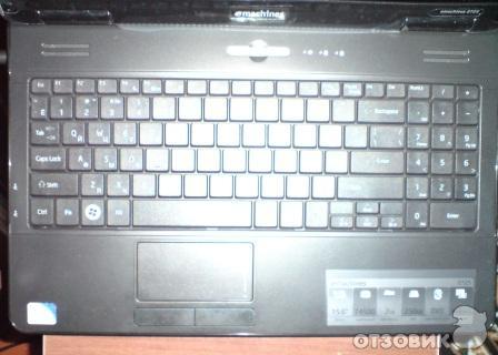 Ноутбук Emachines E525